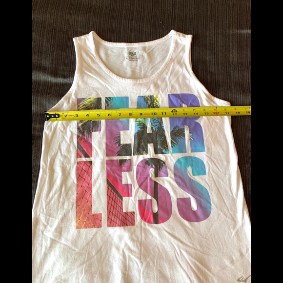 White Graphic Tank Top Fear Less. Size S-M New - Picture 5 of 7
